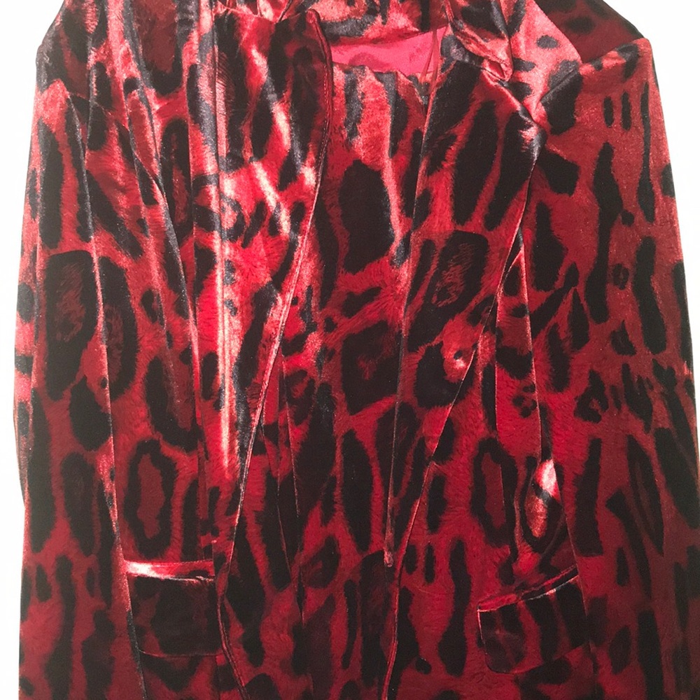 It’s from fashionnova cat suit pants set